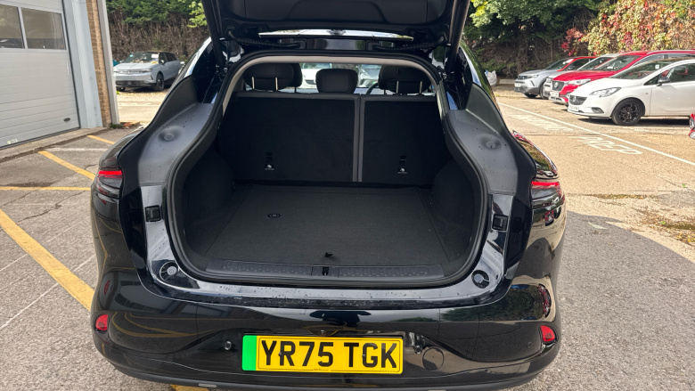 MG Im6 553kW Performance 100kWh 5dr AWD Auto Electric Estate